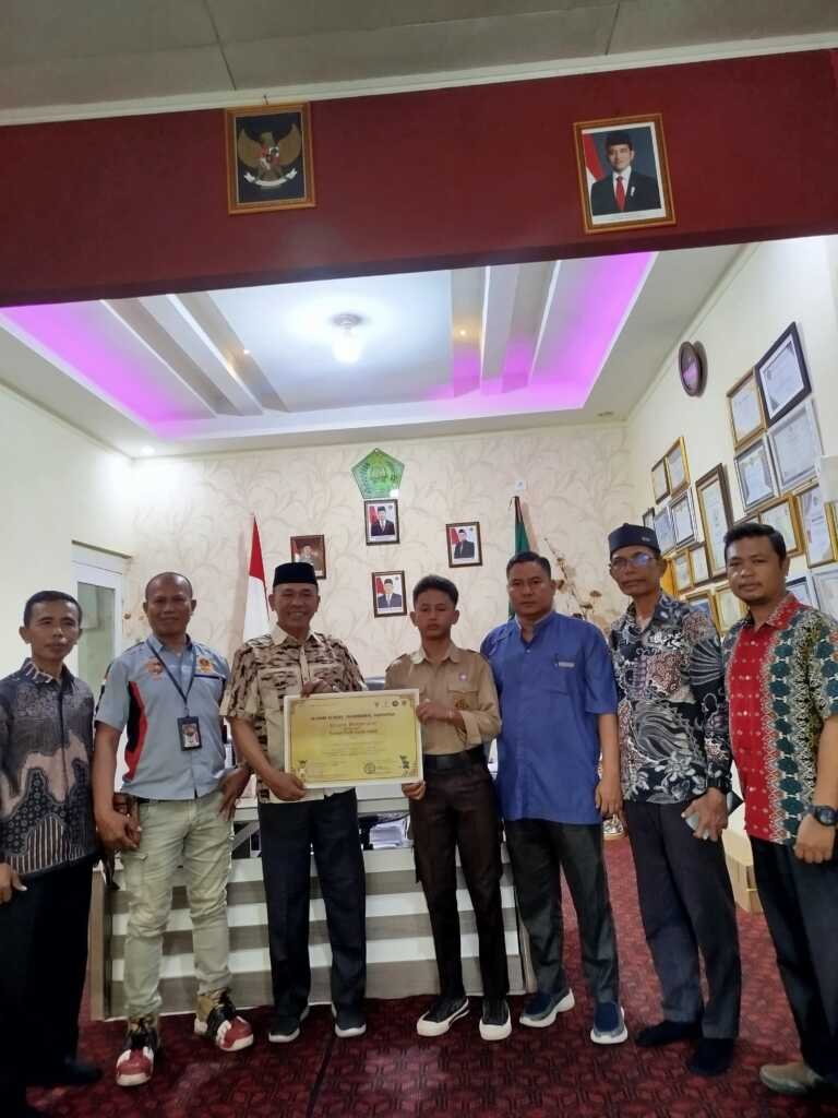 Siswa MTsN 4 Pessel Juara 1 Kungfu di Pra Fornas NTB Jawa Barat
