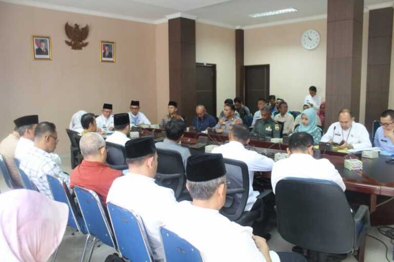 Buka Rakor MBG, Bupati Pasaman Welly Suhery : Selain berdampak pada penerima manfaat , MBG wadah peningkatan roda perekonomian