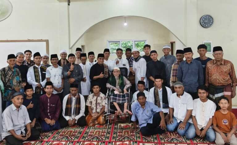 Jemaah Surau Gajah Mada Sungai Sapih Gelar Sholat Idul Adha 1447 H, Dilanjutkan Buka Bersama dan Penyembelihan Qurban