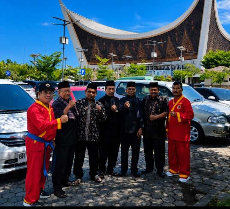 BADUPARI Kota Padang dan Tapak Suci Semarakkan Parade Tauhid 2026