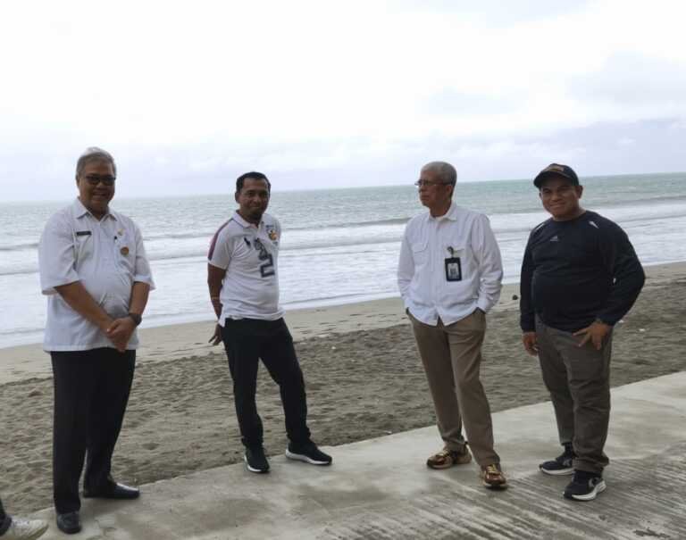 Disperindag Sumbar Gelar Senam Mingguan di Kampung Nelayan Merah Putih Katapiang, Perkuat Kebersamaan dan Kesehatan Pegawai