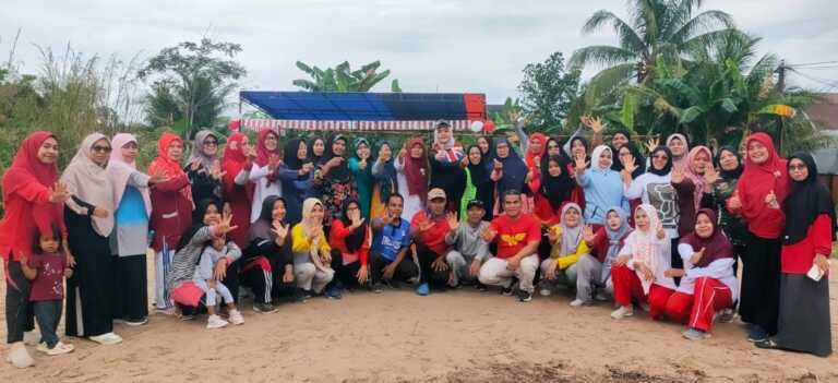 Semarak HUT RI ke-81, Warga RT 05 RW 02 Kampung Baru Gunung Sarik Kompak Berlomba, Masak dan Makan Bersama