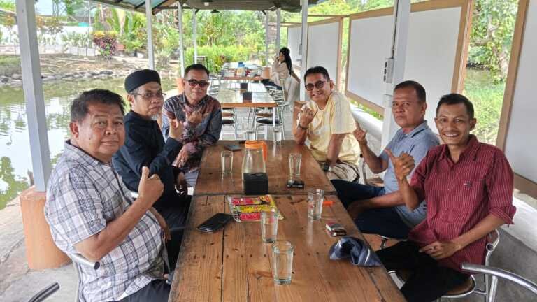 Temu Ramah Ketua KAN Pauh IX dengan Anggota DPRD Padang, Bahas Strategi Membangun Nagari yang Kondusif